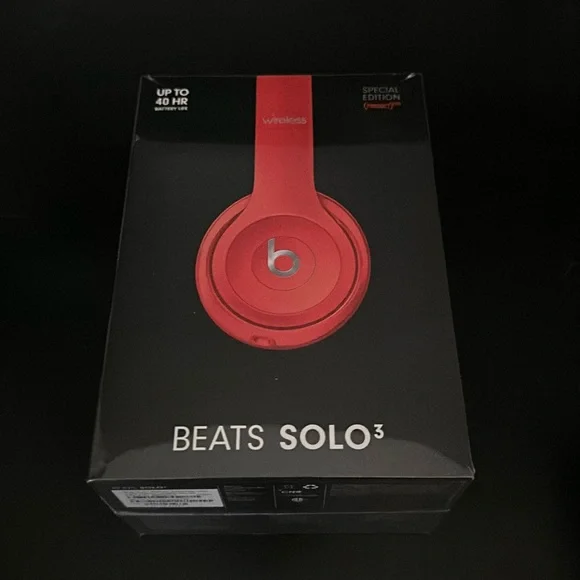 Beats Solo3 on Ear Wireless Bluetooth Headphones in Citrus Red NEW Sealed box - Picture 1 of 3